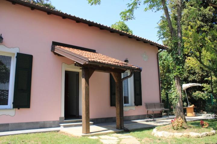Hotel Praga Serravalle Scrivia Esterno foto